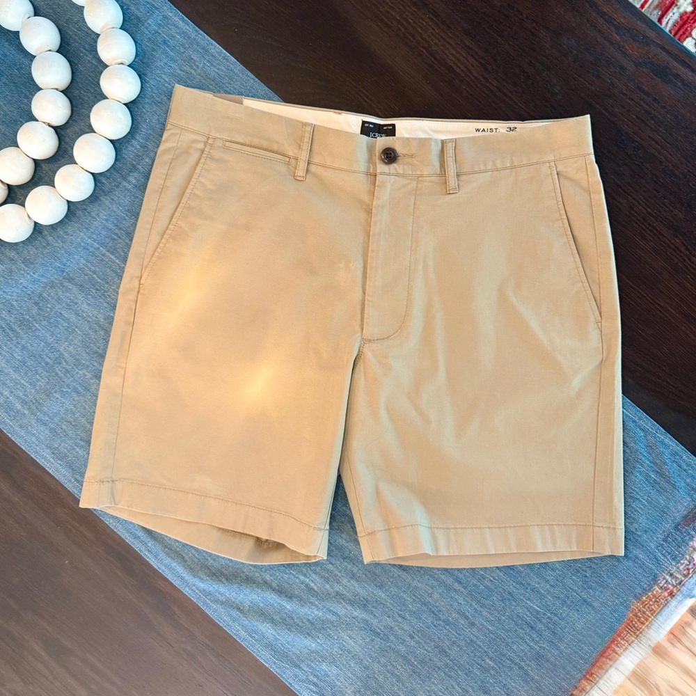 J Crew Men’s Shorts - NWT